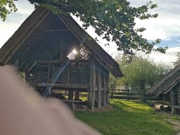 Schautisch Mitterkirchen Lange Nacht der Museen Okt 25 - Rashmi &amp; Jakob